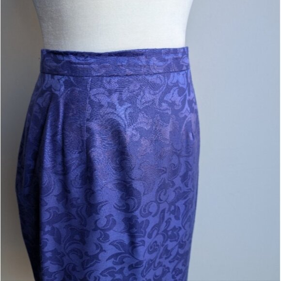 Vintage Adele Wechsler 100% Silk 2 Piece Skirt Suit Sweater Set - Picture 8 of 10